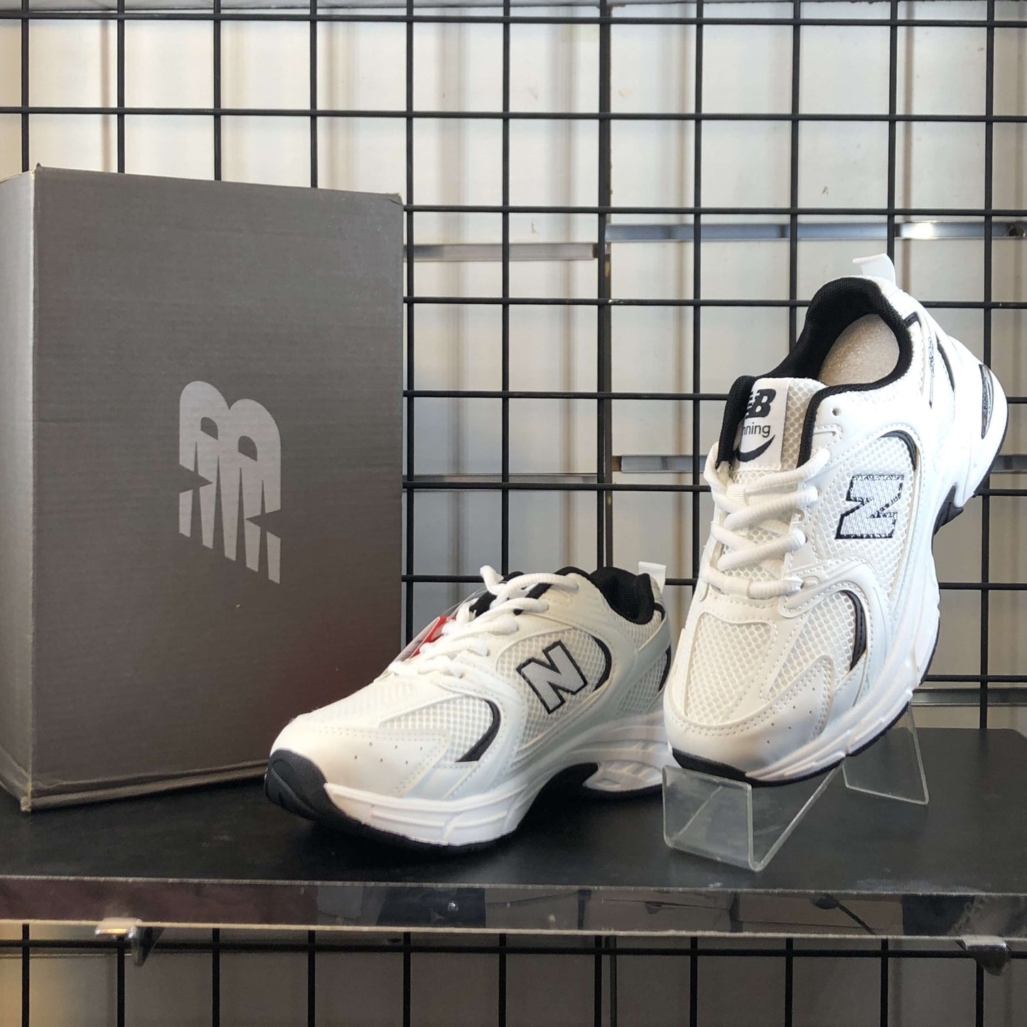 New Balance 530